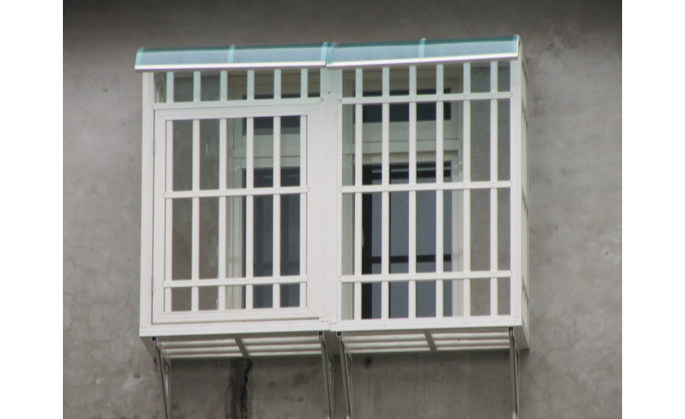 鋁製鐵窗安裝完成情形